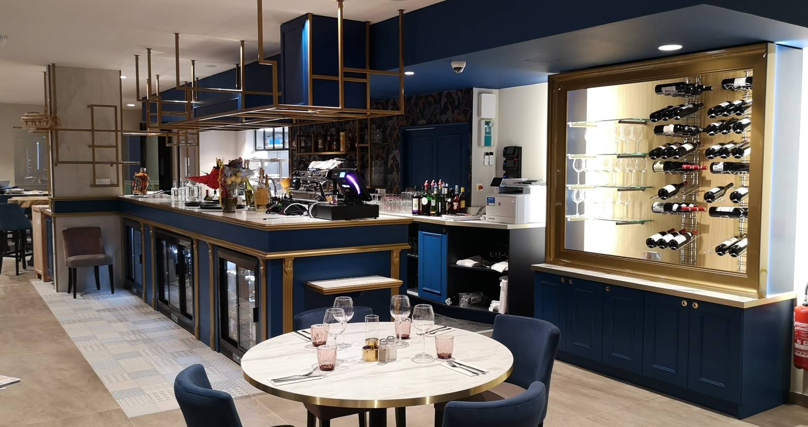 Création de mobiliers de restauration à Draguignan