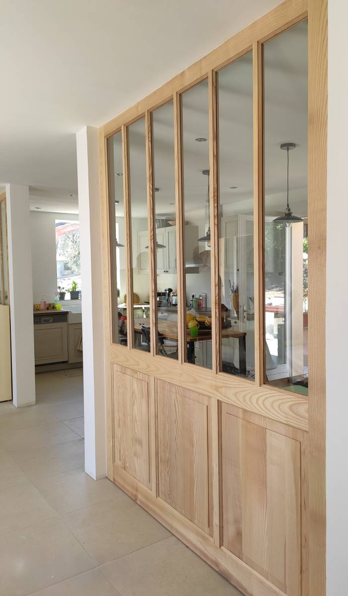 Séparation de pièces en chêne massif