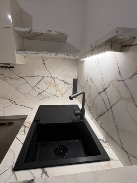 Plan de travail effet marbre à Agay