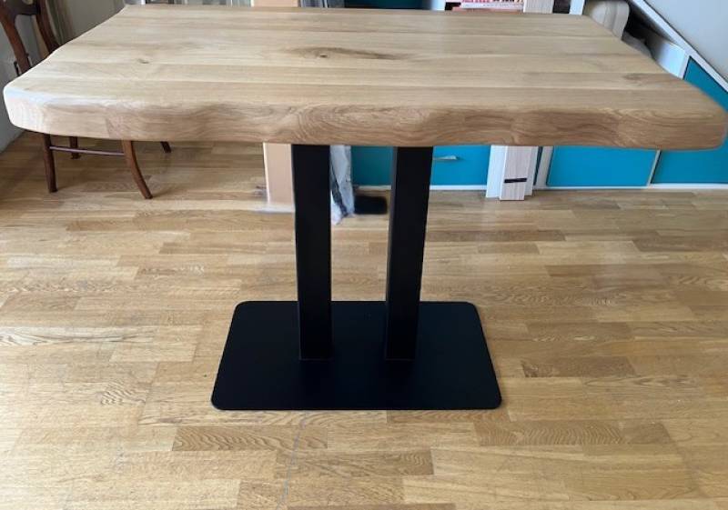 Table sur mesure en chêne massif de caractère 